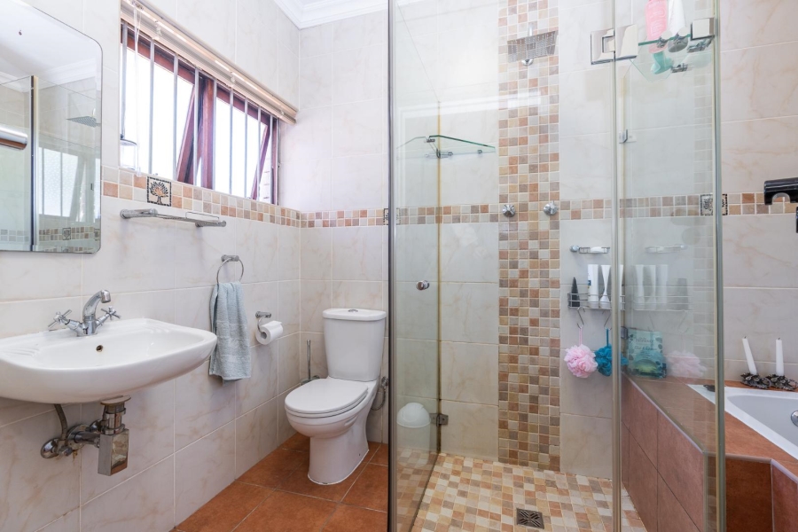 4 Bedroom Property for Sale in Milnerton Western Cape